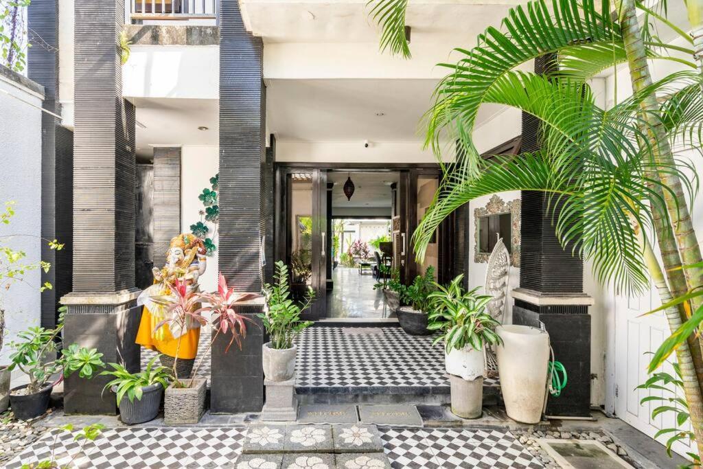 Villa Lingkar 89A Чангу Экстерьер фото